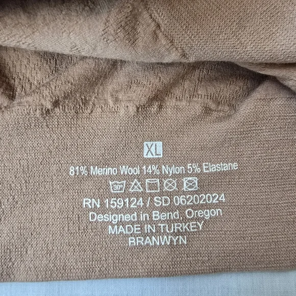 Branwyn▪️Essential Bralette Merino Wool in Warm Nude with convertible straps - Picture 8 of 10